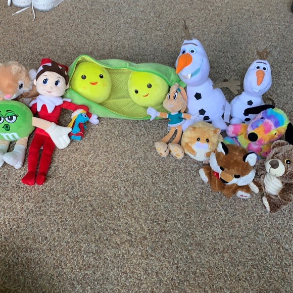 Stuffed animals BuNDLE!! - Picture 1 of 4